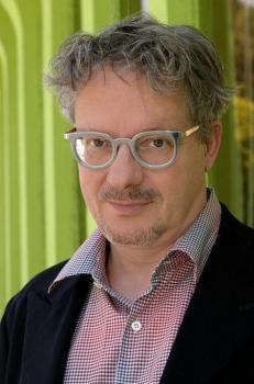 ���������� Mark Mothersbaugh. 