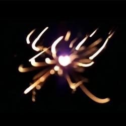 Embers - Single. Передняя обложка. Нажмите, чтобы увеличить.