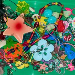 Goodevening. Передняя обложка. Нажмите, чтобы увеличить.