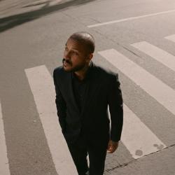 Sidewalk Sinatra - Single. Передняя обложка. Нажмите, чтобы увеличить.