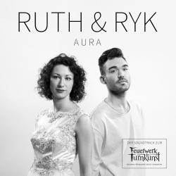 Aura - Der Soundtrack zum Feuerwerk der Turnkunst 2018. Передняя обложка. Нажмите, чтобы увеличить. Aura - Der Soundtrack zum Feuerwerk der Turnkunst 2018. Передняя обложка. Нажмите, чтобы увеличить.