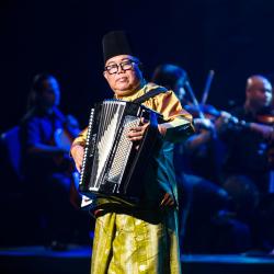 Lagu Teater Pakngah Teater Muzikal Rubiah. Передняя обложка. Нажмите, чтобы увеличить. Lagu Teater Pakngah Teater Muzikal Rubiah. Передняя обложка. Нажмите, чтобы увеличить.